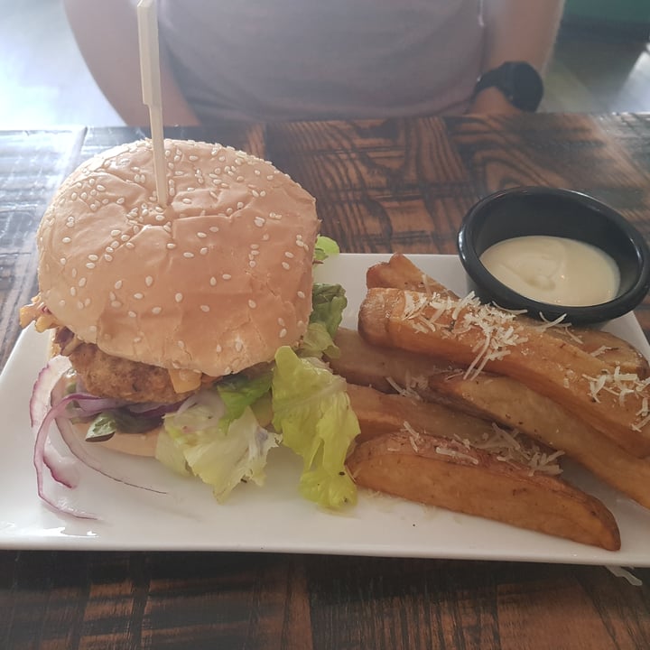 photo of The Tipsy Vegan Buttermilk burger shared by @jesscaga on  02 Sep 2020 - review