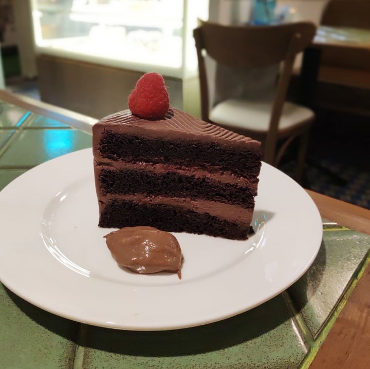 photo of Privé Asian Civilisations Museum 85% Dark Chocolate Cake shared by @simhazel on  13 Jan 2020 - review