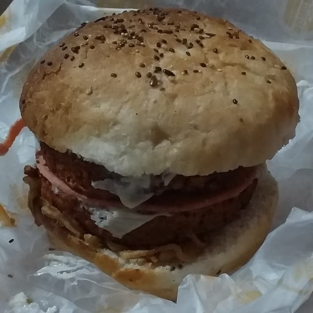 Photo of the dish “Burga Polaroid”