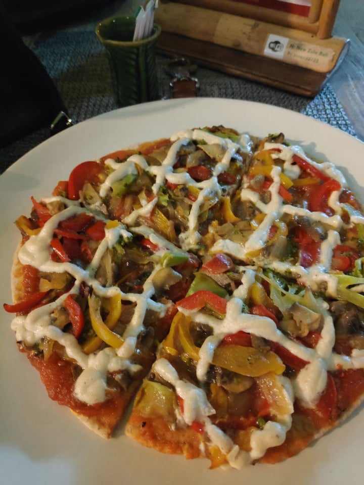 review photo of Zula Vegetarian Paradise Pizza Mozzarella shared by @balimunich on 25 Jun 2019 - review