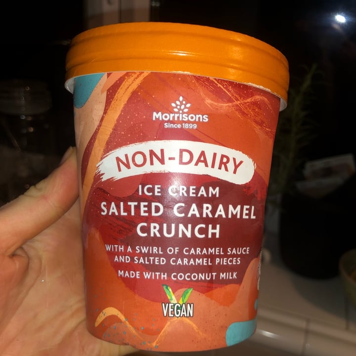 photo of Morrisons Salted Caramel Crunch Ice Cream shared by @annaleitner on  05 Jan 2022 - review