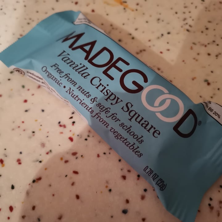 photo of Made Good MadeGood Crispy Squares - Vanilla shared by @iztapavegans on  01 Apr 2022 - review