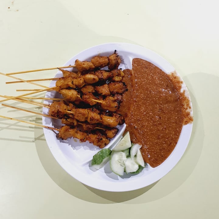 photo of Victor's Vegetarian Food Satay shared by @veggiexplorer on  08 Dec 2020 - review