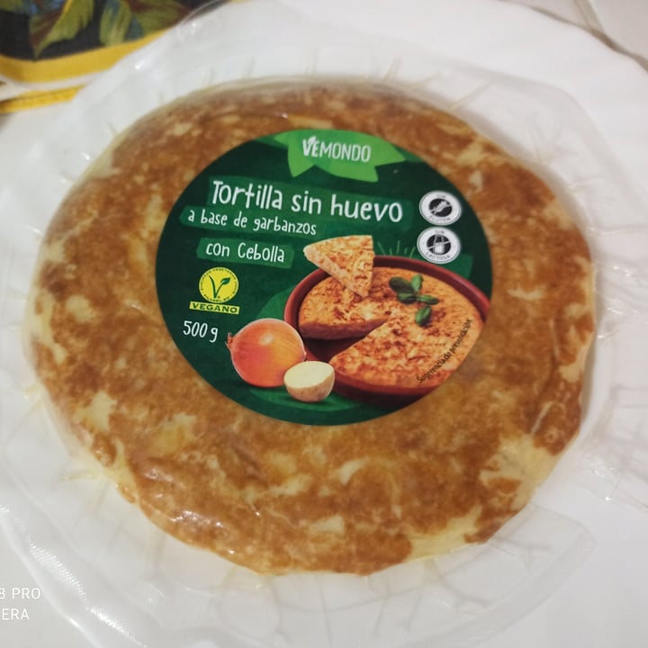 photo of Vemondo Tortilla sin huevo a base de garbanzos y cebolla shared by @eqs176 on  08 Oct 2021 - review