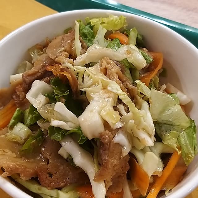 Foto do prato “Straccetti Di Soia Con Insalata E Citronette”