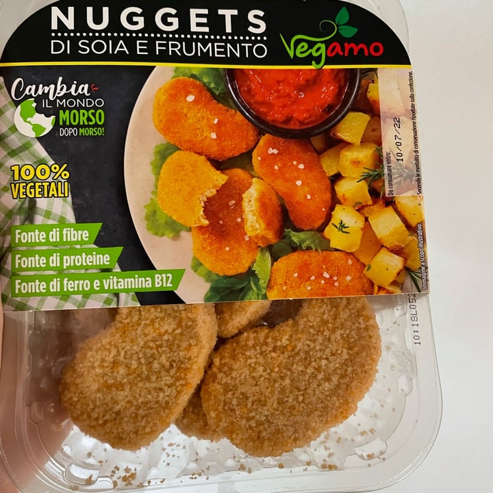 photo of Vegamo Nuggets di soia e frumento shared by @verdurine17 on  13 Jun 2022 - review