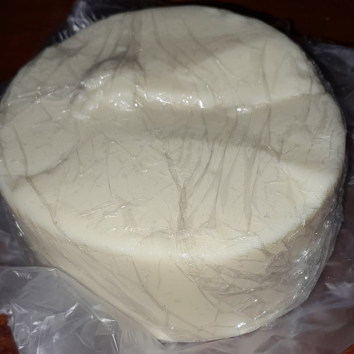 photo of Felices Las Vacas Queso Cremoso shared by @sofiamilla on  28 Aug 2022 - review