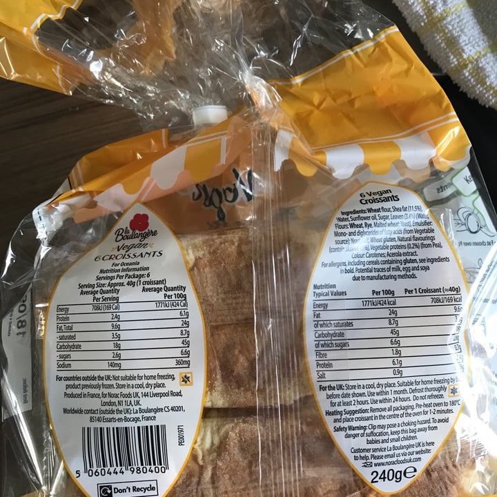 review photo of La Boulangère Vegan Croissant 🥐 shared by @ijo on 01 Sep 2021 - review