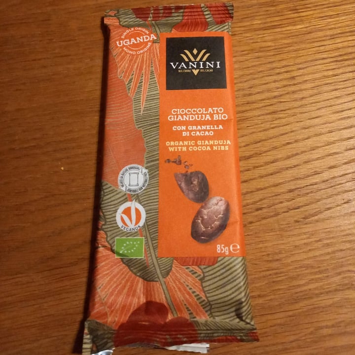 photo of Vanini Cioccolato Fondente Bio con gianduia e granella di cacao shared by @ely92 on  21 Sep 2022 - review