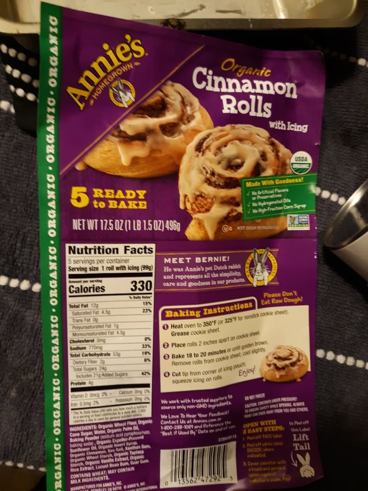 photo of Annie’s Organic Cinnamon Rolls with Icing shared by @theanxiousvegan on  13 Mar 2020 - review