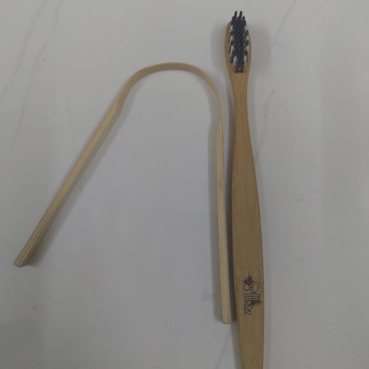 photo of Bamboo India Bamboo tooth brush and tongue cleaner shared by @tanvikadam on  22 Jun 2020 - review