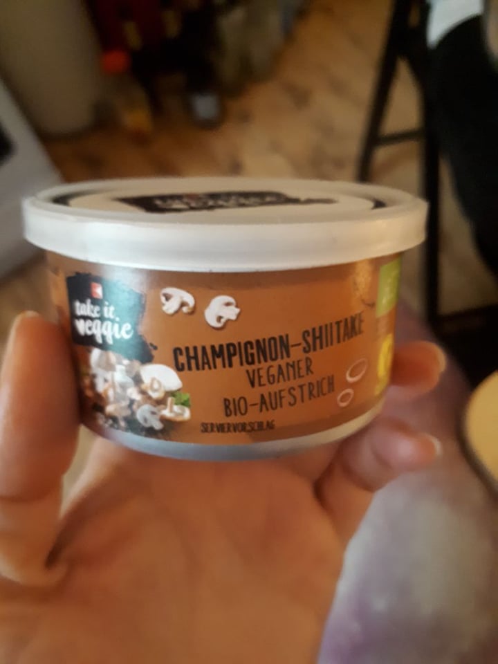 photo of Kaufland Take it Veggie Aufstrich Champignon Shiitake 125g shared by @melodyfromthemoon on  02 Feb 2020 - review