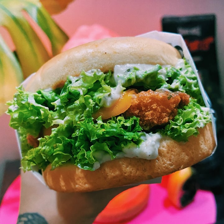photo of Veggie Dojo Fishless Burger shared by @evilratking on  17 Jan 2021 - review
