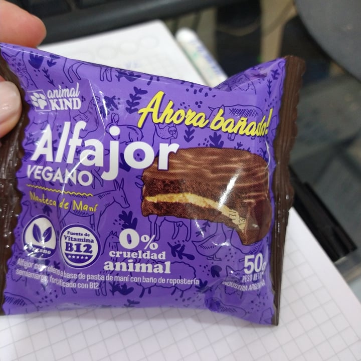 photo of Animal kind Alfajor Con Manteca De Mani shared by @marianveg on  07 Jun 2022 - review