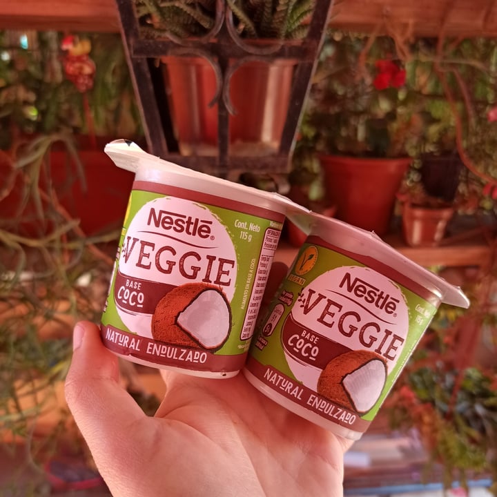 review photo of Nestlé Alimento de Coco Veggie Natural Endulzado shared by @kimberlyclr on 29 Oct 2020 - review