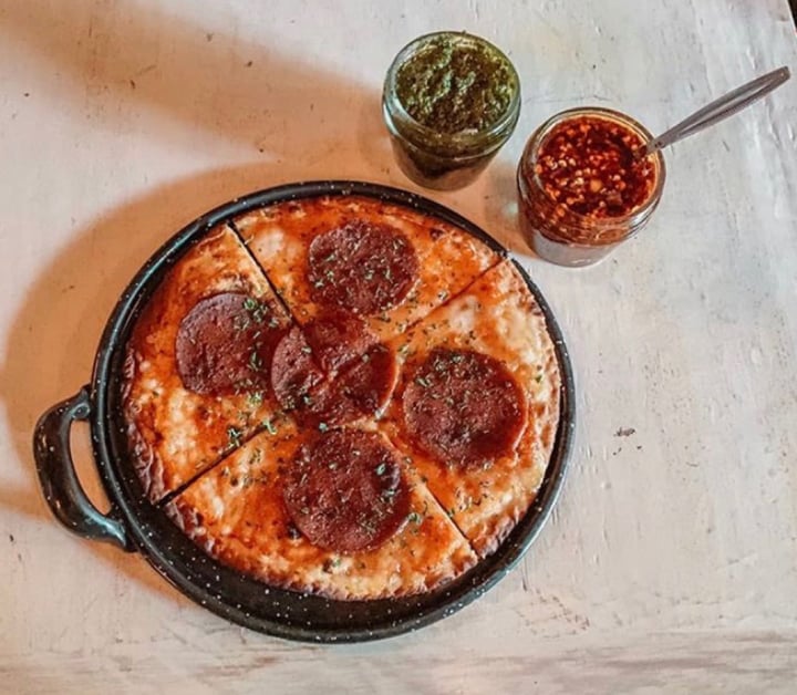 photo of u.to.pi.a Pizza Pepperoni shared by @proteccionplaneta on  12 Dec 2019 - review
