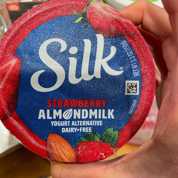 photo of Silk Strawberry almond milk yogurt shared by @autumnbay on  19 Jan 2022 - review