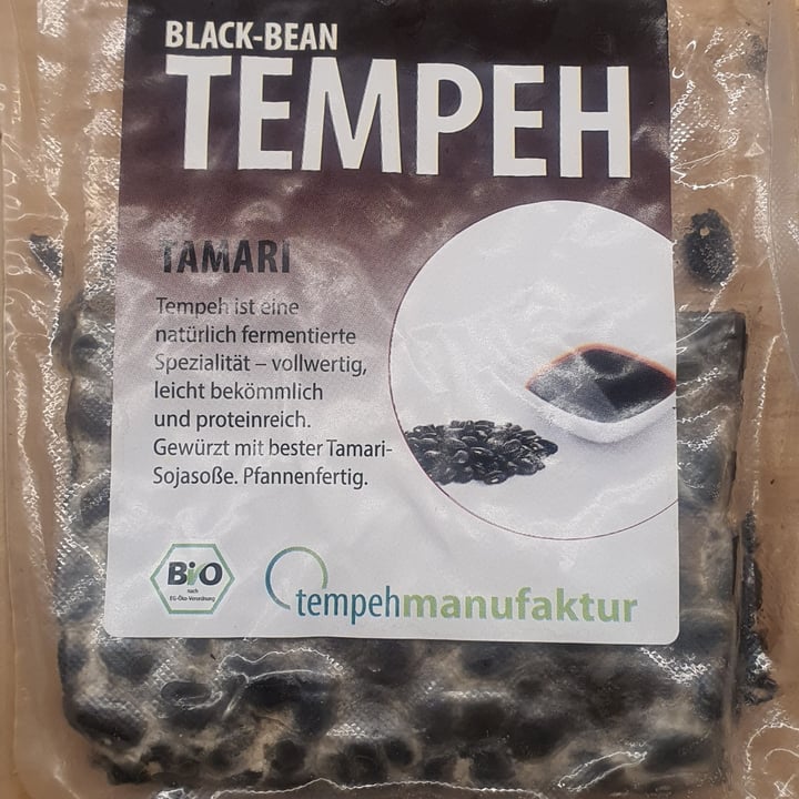 photo of Tempehmanufaktur Black Bean Tempeh Tamari shared by @jeanneloani on  23 Nov 2021 - review