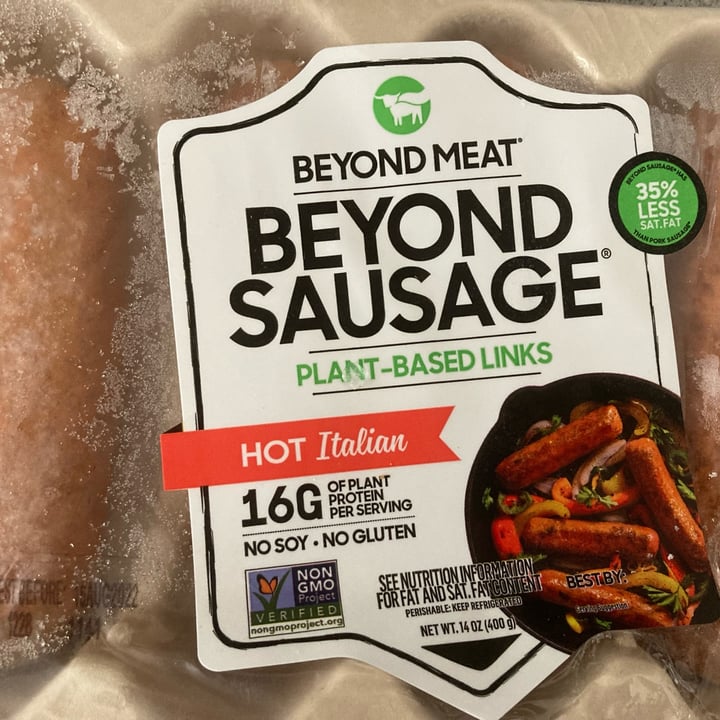 photo of Beyond Meat Beyond Sausage Hot Italian shared by @lianal627 on  29 May 2022 - review