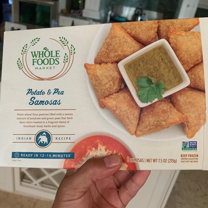 photo of Whole Foods Market Potato & Pea Samosas shared by @anasoto on  16 Nov 2020 - review