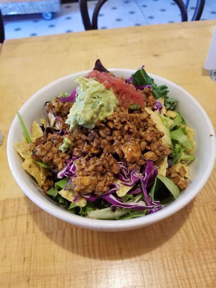review photo of Tao Natural Foods Vegam Taco Salad shared by @donoharm on 04 Nov 2018 - review