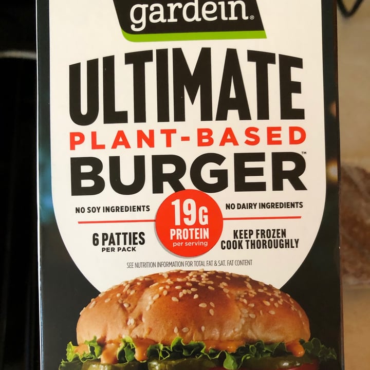 photo of Gardein Ultimate Plant-Based Burger shared by @carrotsandcarlos on  23 Jan 2021 - review