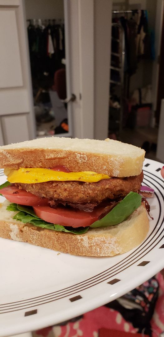 photo of Beyond Meat Beyond Burger Plant-Based Patties shared by @sargentmags1 on  06 Dec 2019 - review