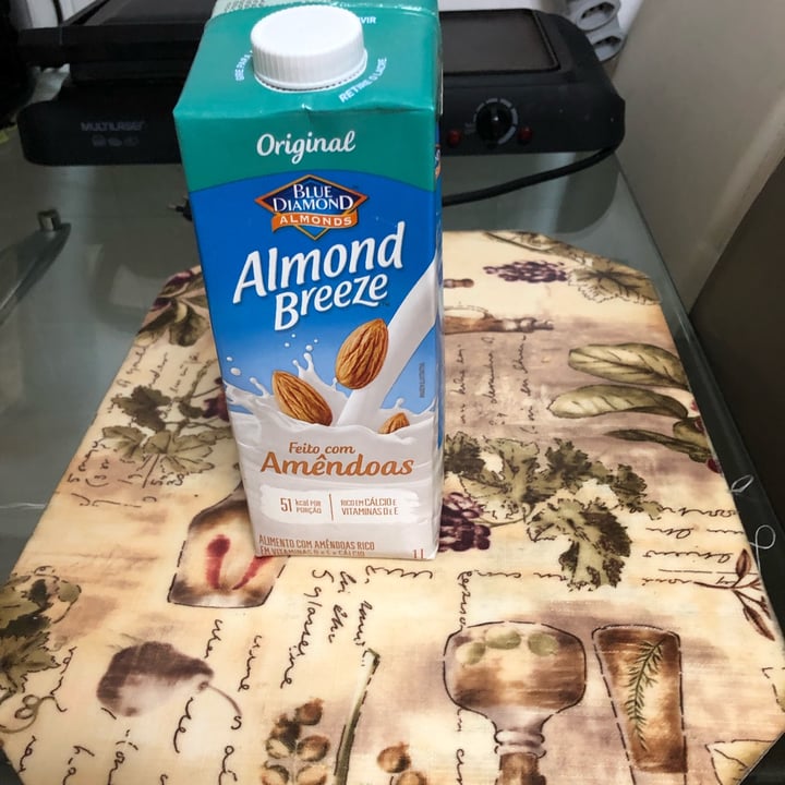 photo of Blue Diamond Almond Breeze shared by @patricia1971 on  06 May 2022 - review