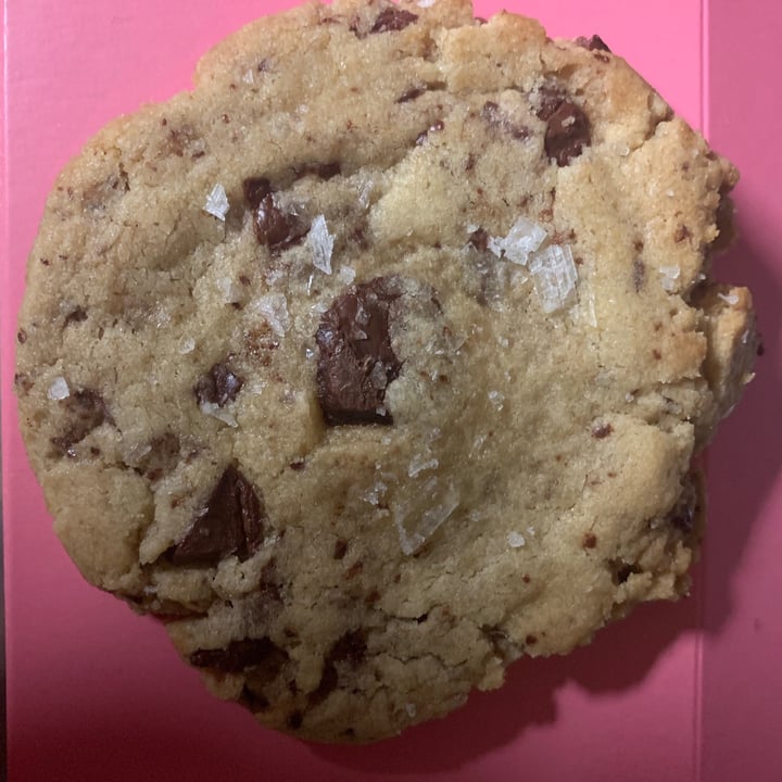 photo of Dolled Up Desserts Gluten Free and Vegan Baking Salted chocolate chip shared by @happyhealthyvegans on  12 Oct 2020 - review