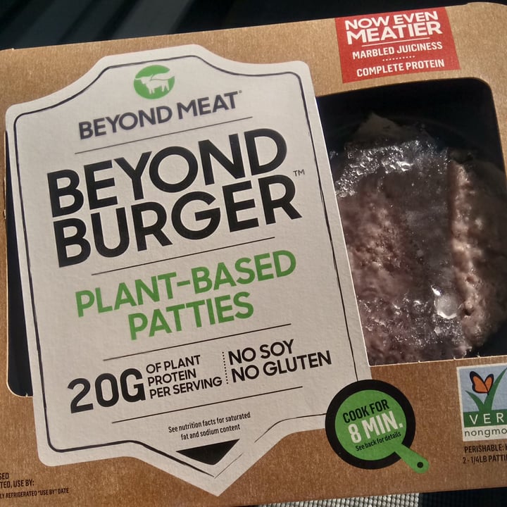 photo of Beyond Meat Beyond Burger Plant-Based Patties shared by @addy-quiroz on  29 May 2020 - review