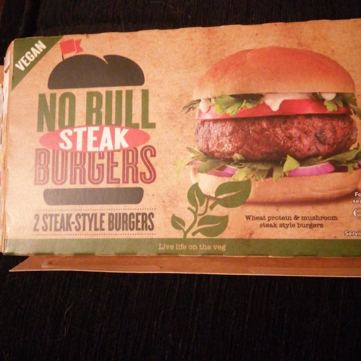 photo of Iceland Foods No Bull Steak Burgers shared by @bunjamin72 on  18 Jul 2020 - review