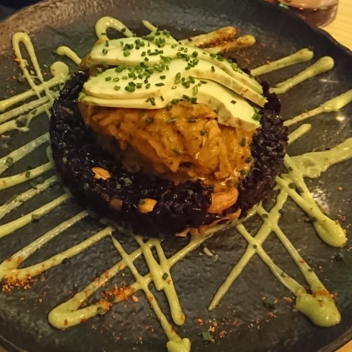 photo of Avocado Love Curry De Heura Con Arroz Negro shared by @lmf on  06 Jan 2021 - review