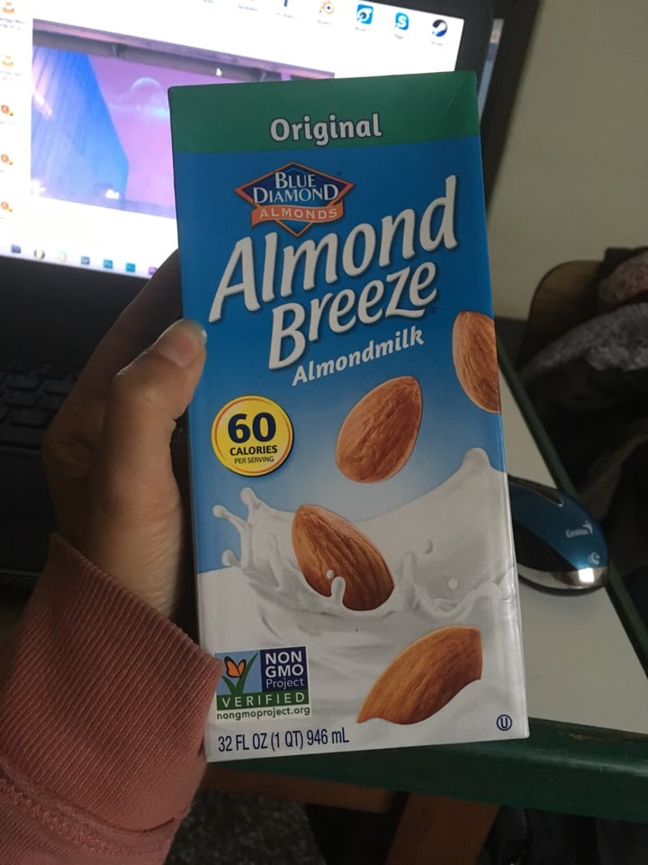photo of Blue Diamond Almond Milk Original shared by @mimz on  18 Jul 2019 - review