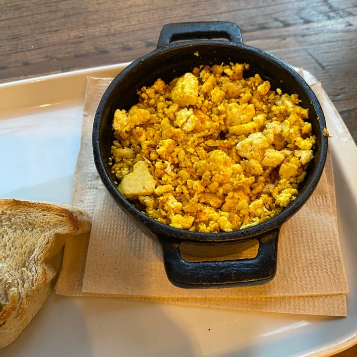 review photo of Le Blé Tofu revuelto shared by @unaensalada on 06 Sep 2021 - review