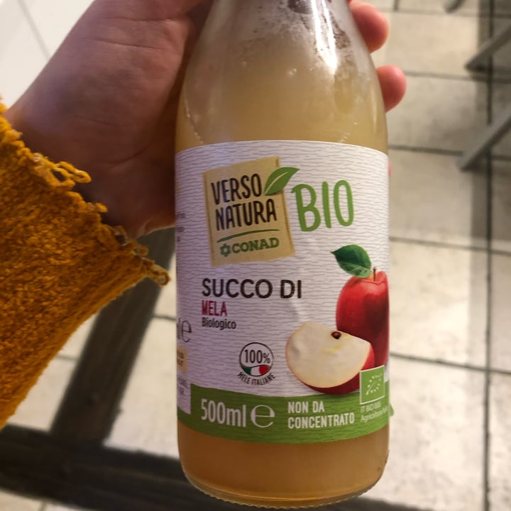 review photo of Conad Bio Succo di mela shared by @rebeccavegan on 09 Apr 2022 - review