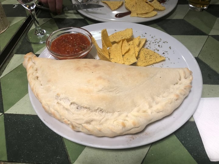 review photo of La Mia Tana Calzone Vegana shared by @nurahi on 09 Feb 2020 - review