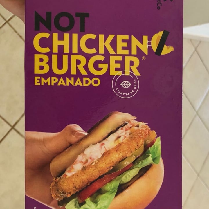 review photo of NotCo Brasil Not Chicken Burger Empanado shared by @cristinaenjo on 15 Dec 2022 - review