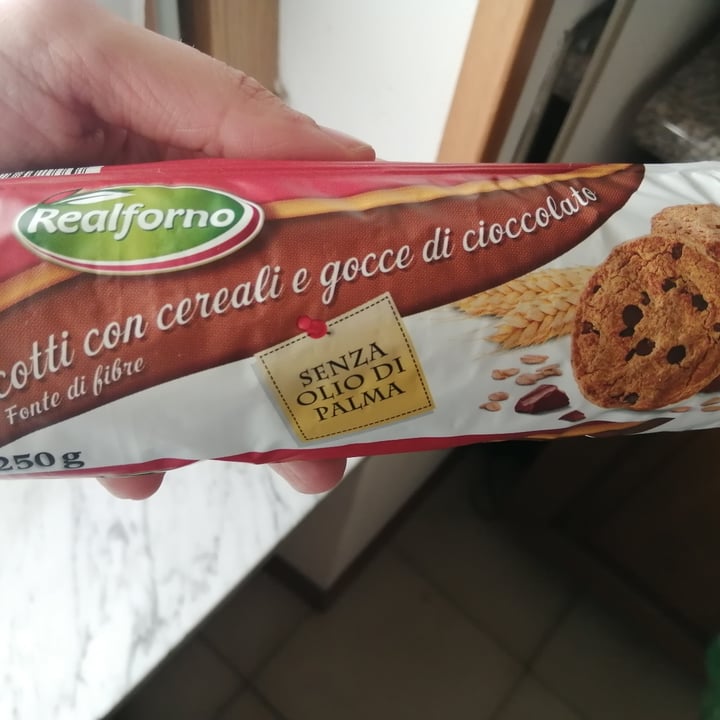 review photo of Realforno Biscotti Cereali E Gocce Di Cioccolato shared by @silviabilotta on 21 Apr 2022 - review
