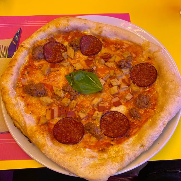 photo of New Freedom Cakes Café Pizza Carnivega shared by @vito0111 on  07 Sep 2021 - review