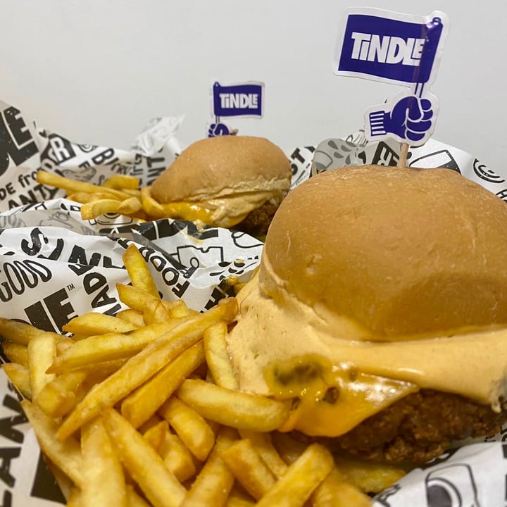 review photo of The Goodburger Food Truck What The Cluck Burger shared by @claudiaco on 31 May 2021 - review