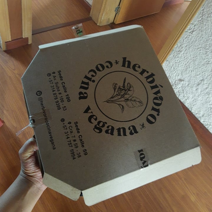 review photo of Hervíboro Cocina Vegana Pizza Margarita shared by @heygabs8 on 15 Dec 2020 - review