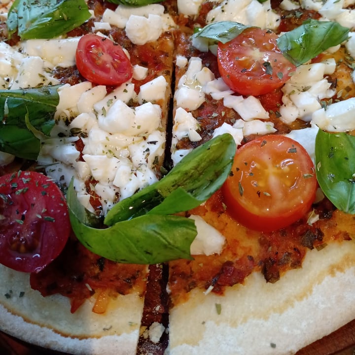photo of NUVE - Vegan Food & Music Pizza Individual shared by @daniconstelacion on  12 Jul 2021 - review