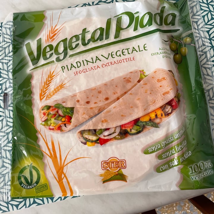 photo of Vegetal piada Piadina vegetale shared by @caracatastrofe on  20 Feb 2022 - review
