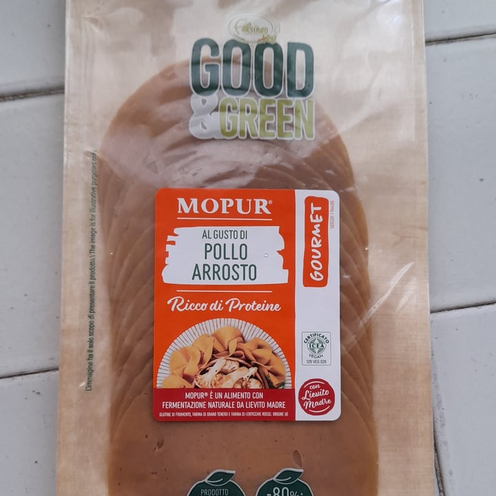photo of Mopur vegetalfood Pollo Arrosto shared by @afrodite on  04 Jul 2022 - review