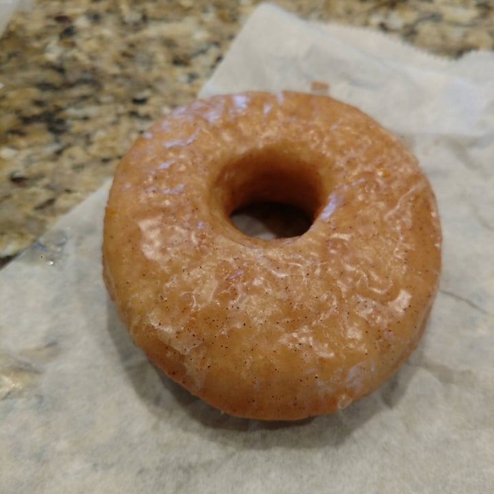 photo of Glam Doll Donuts Vegan Misfit shared by @iszy on  25 Jul 2020 - review