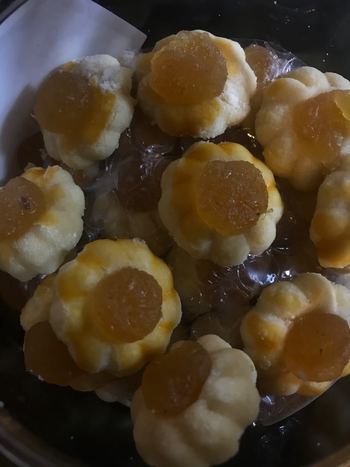 photo of Delcie's Desserts and Cakes Vegan Pineapple Tarts shared by @mariaubergine on  09 Jan 2020 - review