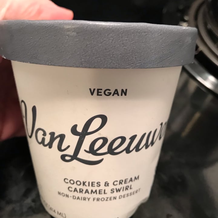 photo of Van Leeuwen Cookies And Cream Caramel Swirl Non-Dairy Frozen Dessert shared by @seashells1313 on  25 May 2022 - review