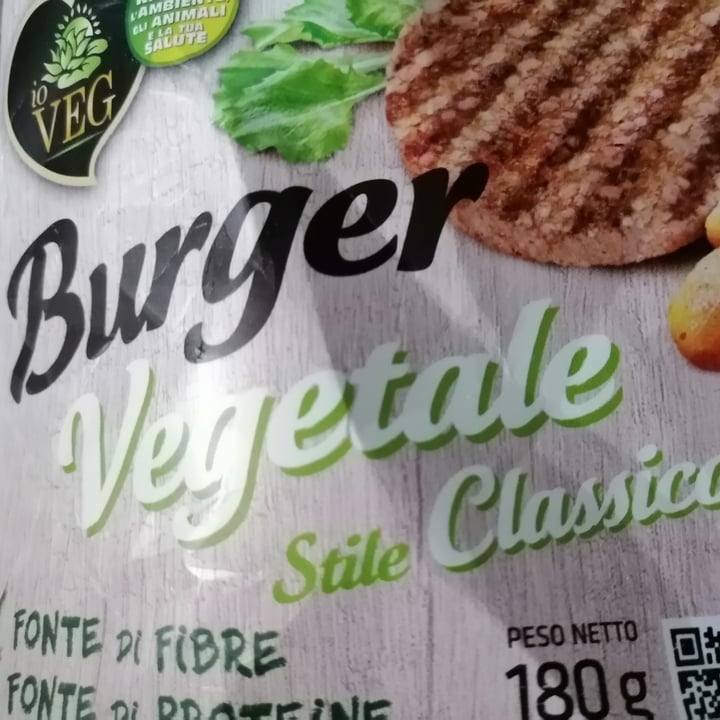 photo of ioVEG burger vegetale Stile Classico shared by @chocomomo0601 on  25 Jun 2022 - review