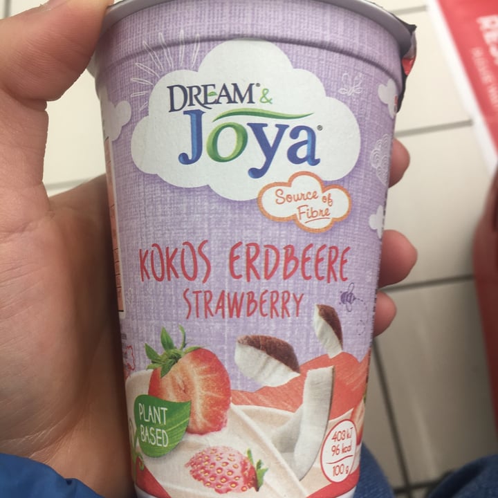 photo of Dream & Joya Coco Strawberry shared by @beatrizreis on  21 Nov 2021 - review