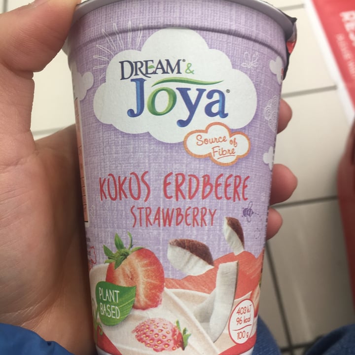 review photo of Dream & Joya Coco Strawberry shared by @beatrizreis on 21 Nov 2021 - review